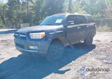 2013 Toyota 4Runner Sr5 z USA, uszkodzony, nr VIN JTEZU5JR7D5054048